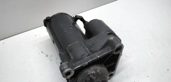 Renault Laguna II Starter motor D7R13
