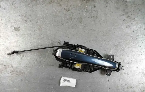 Volvo XC90 Rear door exterior handle/bracket 31378253