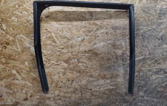 Jaguar XE Rubber seal rear door window/glass X760GRC