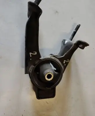 Toyota Corolla Verso E121 Engine mount bracket 1T045902