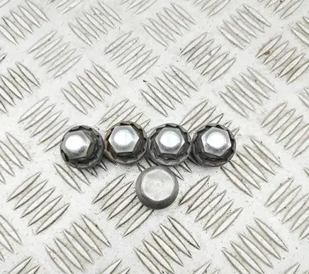 KIA Optima Anti-theft wheel nuts and lock 