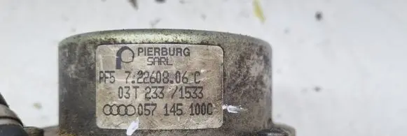 Audi A4 S4 B6 8E 8H Vacuum pump 057145100C