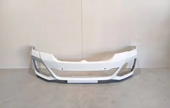 BMW 5 G30 G31 Front bumper 51118098644 51118098674