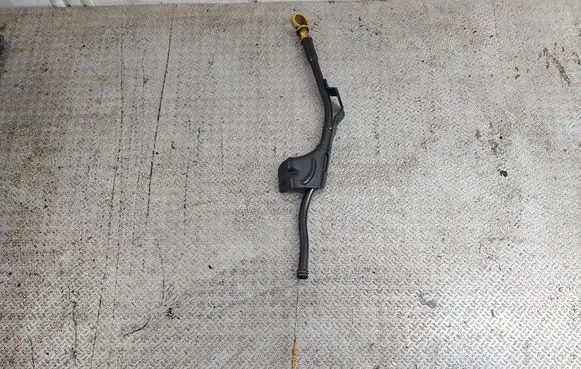 Volvo V40 Oil level dip stick 9671676880