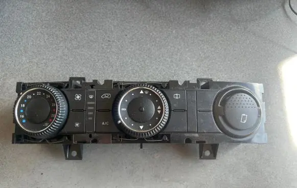 Mercedes-Benz Sprinter W906 Climate control unit A9068301785KZ 5HB00901208