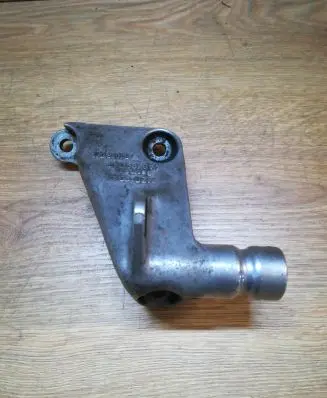 Audi A6 S6 C4 4A Engine mounting bracket 4A0199343 8107807