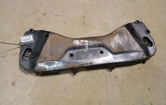 Nissan Primera Front subframe 