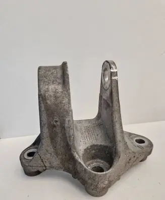 Renault Scenic III - Grand scenic III Engine mounting bracket 113327867R