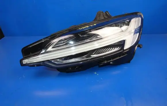 Volvo V60 Headlight/headlamp 