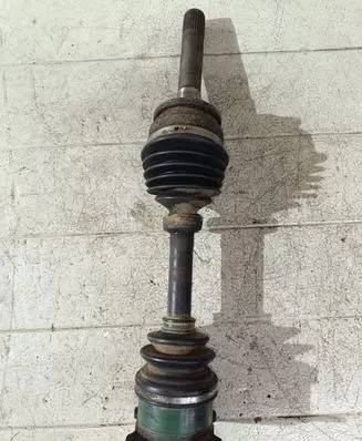 Mitsubishi Pajero Front driveshaft