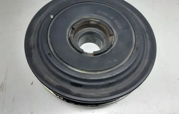 Chevrolet Cruze Crankshaft pulley 25182193