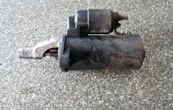 Audi A6 S6 C5 4B Starter motor