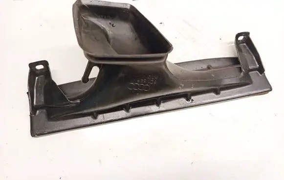Audi A4 S4 B5 8D Cabin air duct channel 8d1858431a