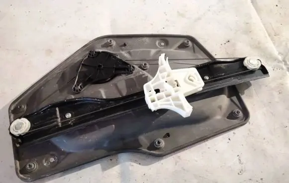 Skoda Superb B6 (3T) Sliding door window regulator with motor 3t5839401