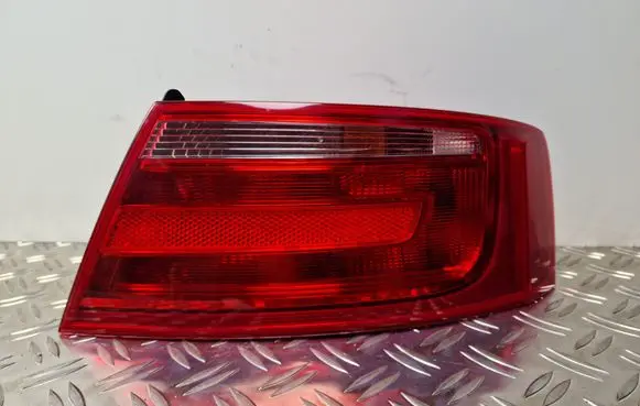 Audi A5 8T 8F Rear/tail lights 8T0945096