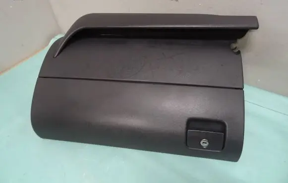 Audi A3 S3 8L Glove box 8L1857095
