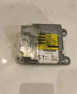 Toyota Auris 150 Airbag control unit/module 8917002560 215537106