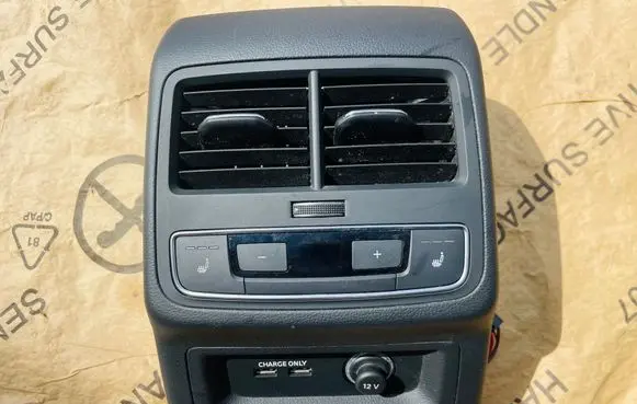 Audi S5 F5 Rear air vent grill 8W0863324A 8W0819203B 8W0819203