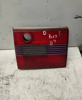 Volkswagen PASSAT B4 Tailgate rear/tail lights