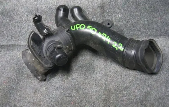 Honda Civic Air intake hose/pipe