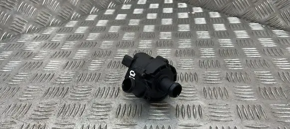 Audi A3 S3 8V Electric auxiliary coolant/water pump 5C0965561 500965567