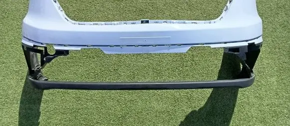 Renault Trafic III (X82) Front bumper 620226941 620226941R 084659