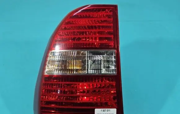 Rear/tail lights