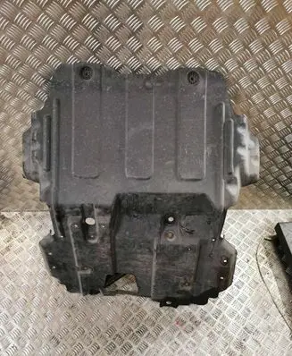 Cadillac Escalade IV Engine splash shield/under tray 20968167 7931A