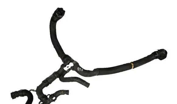 Peugeot 3008 II Engine coolant pipe/hose 9822382080