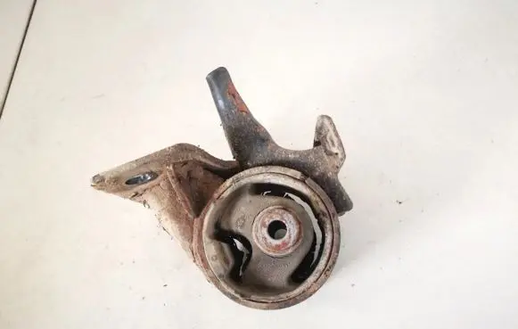 Toyota Avensis T220 Engine mount bracket 1237264210 12372-64210
