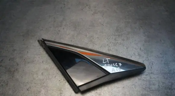 Honda Civic X Fender trim (molding) 75474-TGG