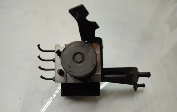BMW 5 E60 E61 ABS Pump 6769703 6769705