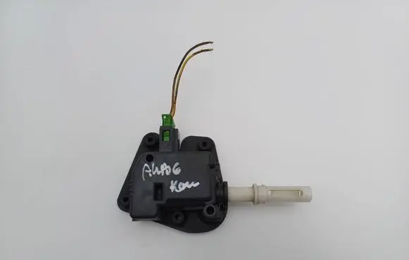 Audi A4 S4 B6 8E 8H Tailgate boot lock/latch motor 8E9827833