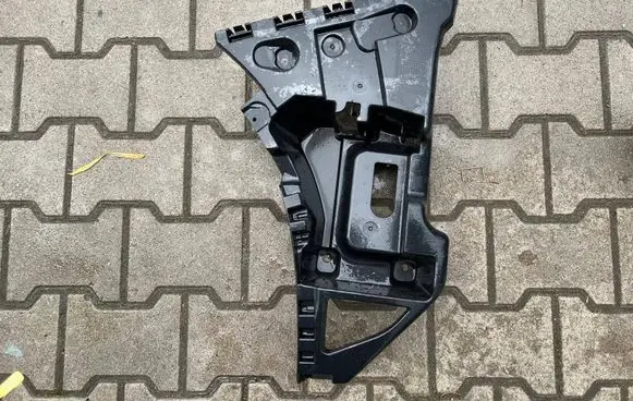 BMW X2 F39 Rear bumper mounting bracket 7426437