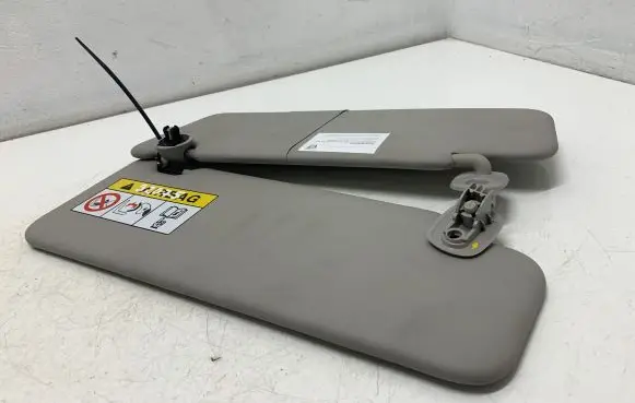 Dacia Sandero Sun visor 964012342R