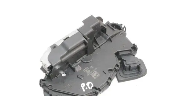 Skoda Kodiaq Front door lock 5TC837016D