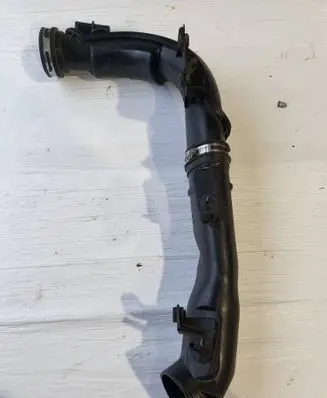 Intercooler hose/pipe