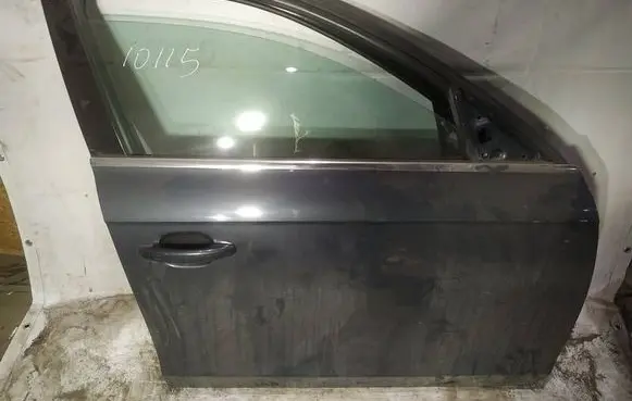 Audi A4 S4 B8 8K Front door pilkos