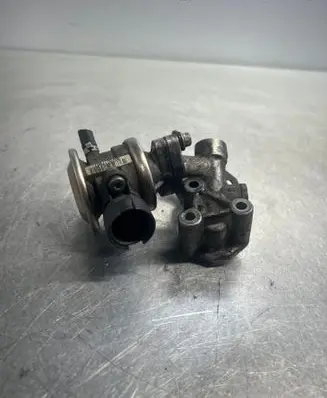Audi TT Mk1 EGR valve 72276905