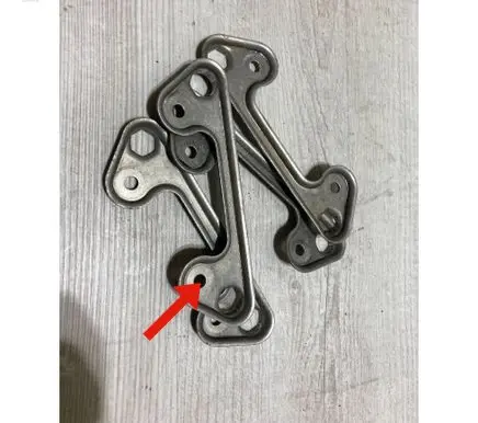 Mercedes-Benz SL R129 Fuel Injector clamp holder