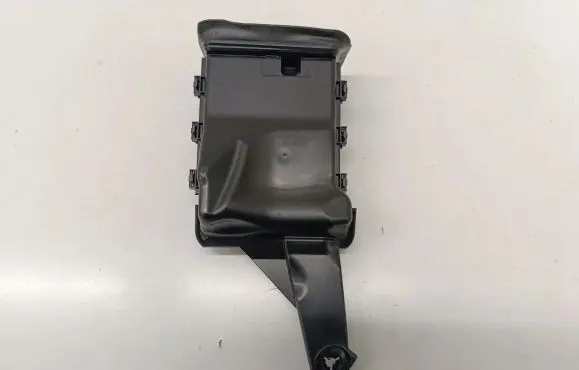 Mercedes-Benz E W214 Air intake duct part A2148320000