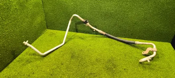 Air conditioning (A/C) pipe/hose