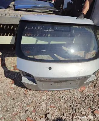 Chevrolet Lacetti Back/rear loading door 