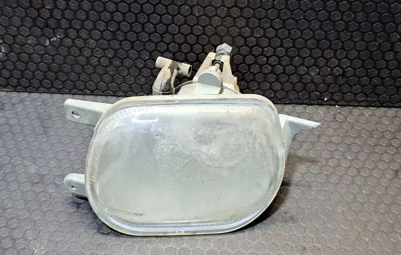 Volvo XC90 Front fog light 8693796
