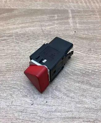Volkswagen Golf V Hazard light switch 5M0953509A 9751240