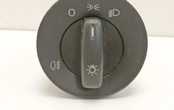 Skoda Octavia Mk2 (1Z) Light switch 1Z0941431F