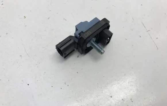 Toyota RAV 4 (XA50) Airbag deployment crash/impact sensor 8983A52011