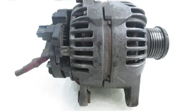 Renault Clio III Generator/alternator 8200660034A 8200660034 0124525139