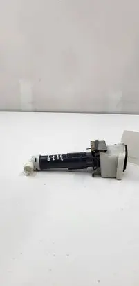 Nissan Leaf I (ZE0) Headlight washer spray nozzle 23372