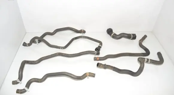 BMW 5 F10 F11 Engine coolant pipe/hose 9119168 9119169 7811984